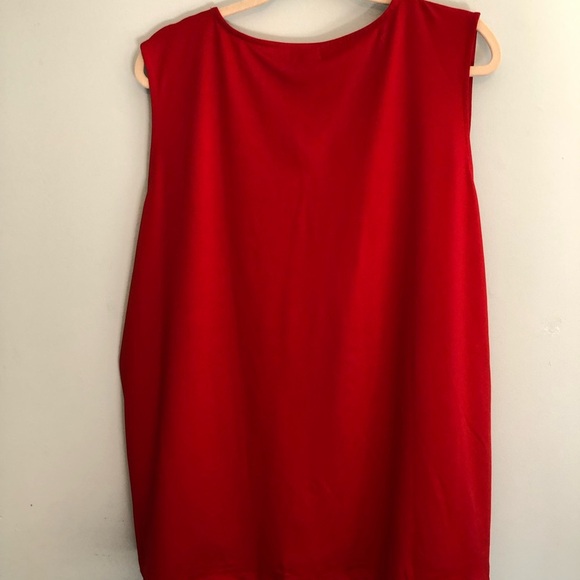 Avenue Women's Red Beaded V-Neck Short Sleeve Blouse Size 22/24 NWT - Picture 3 of 6